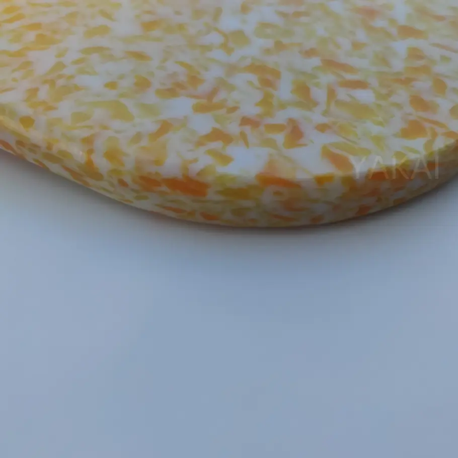 yellow-recycled-chopping-board-2