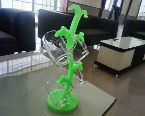 Recycled plastic cup rack